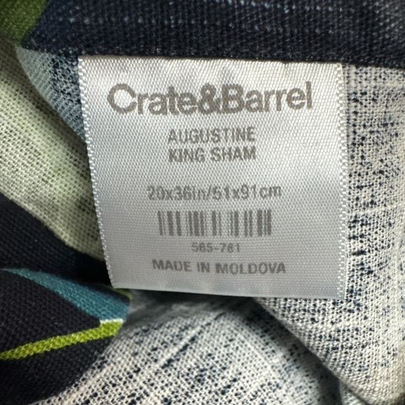 2 Crate & Barrel Augustine King Pillow Shams Floral Tropical Navy green white - Picture 5 of 6